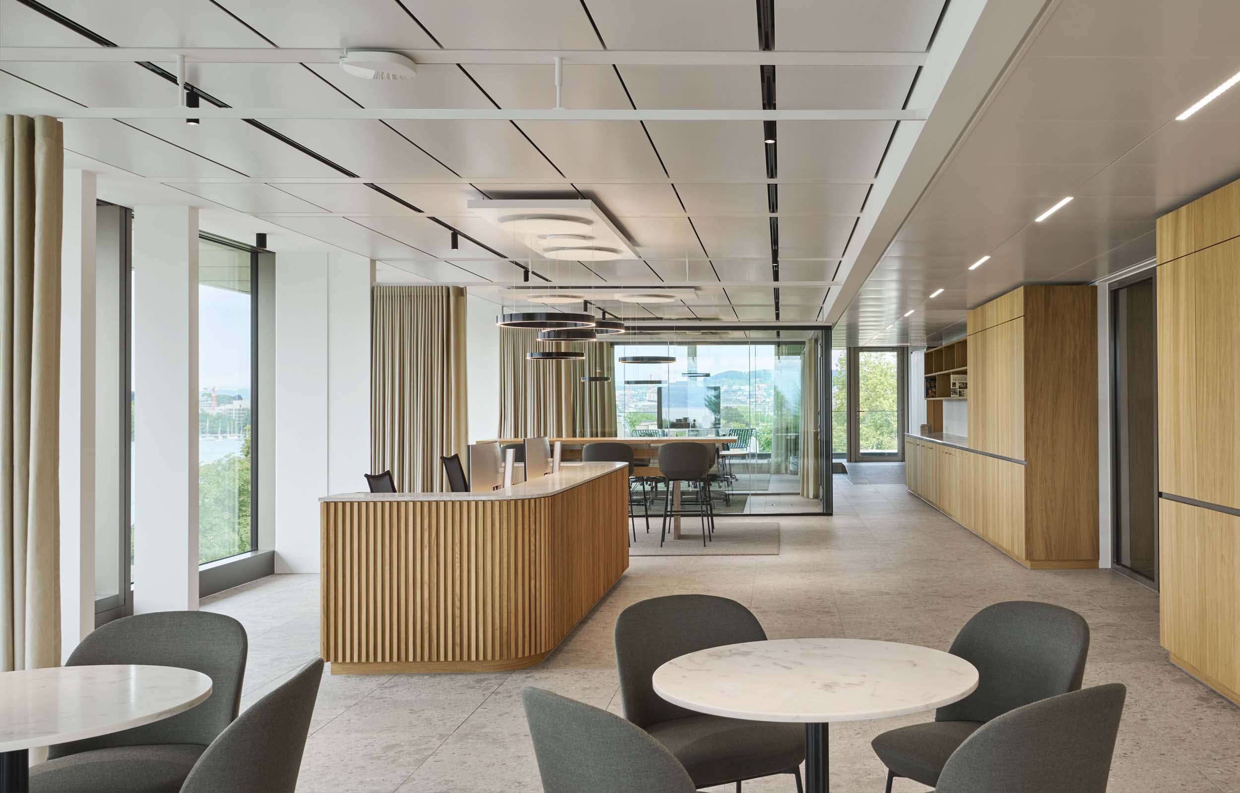 Banking & Finance. Workspaces. Offices. Community Space. Family Office - MACH Architektur.
