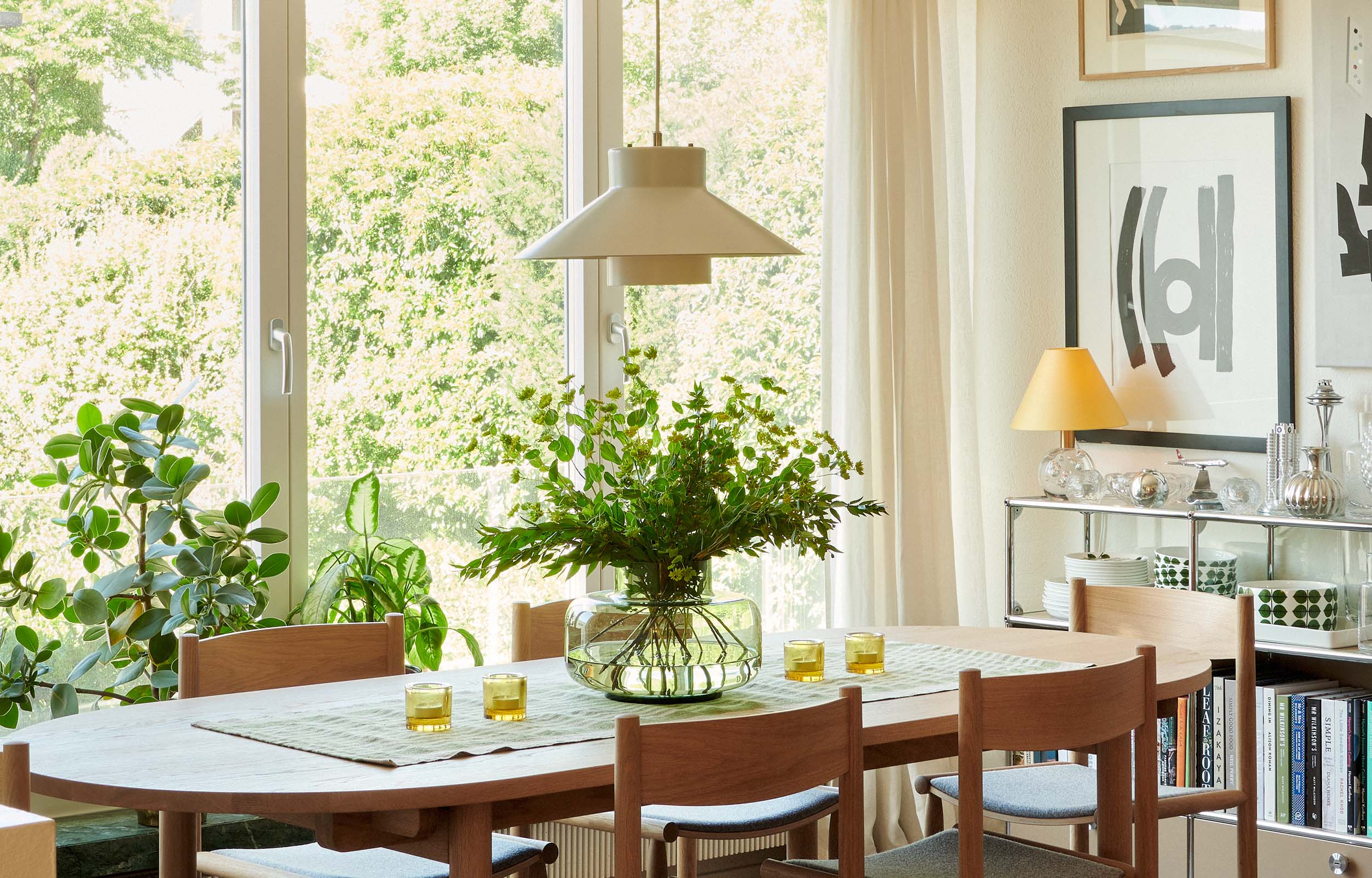 Wohnung in Küsnacht. Innenausbau Essbereich. Private Kunden - MACH Architektur.